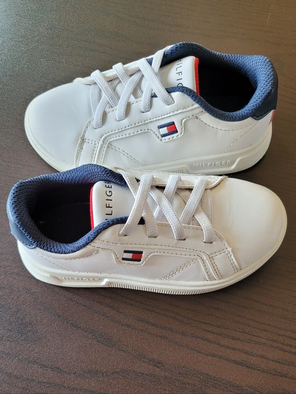 Mini Version Of The Classic Tommy Hilfiger Nautical Style Slip-on Sneakers 10